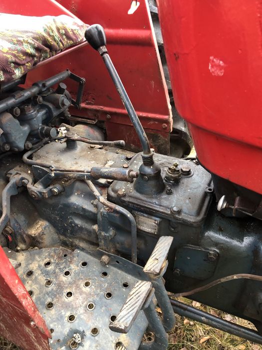 Vând tractor 445 în stare buna de functionare!!