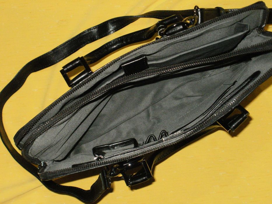 VIA VICTORIA нова бизнес чанта естествена кожа