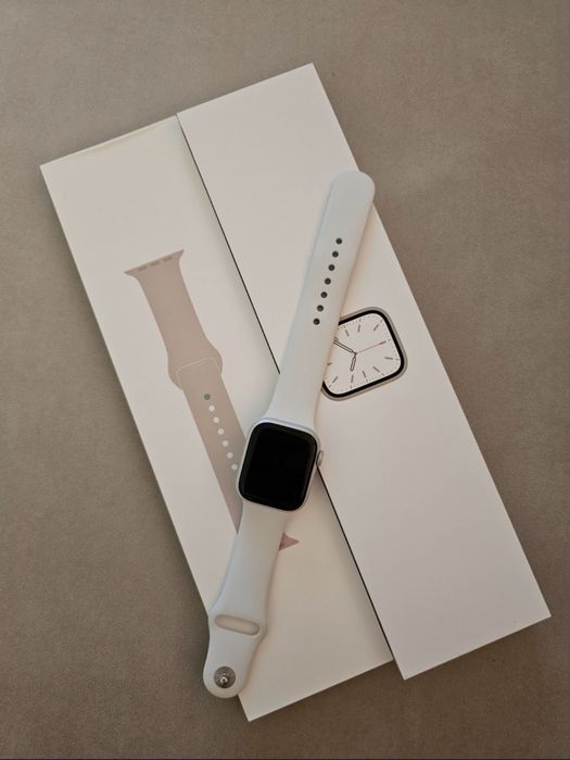 Продам apple watch 8