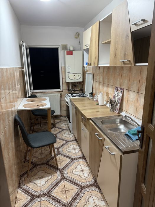 Inchiriez garsoniera confort 1