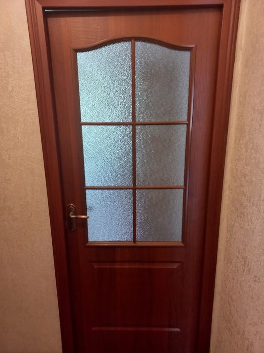 Продаю межкомнатные двери