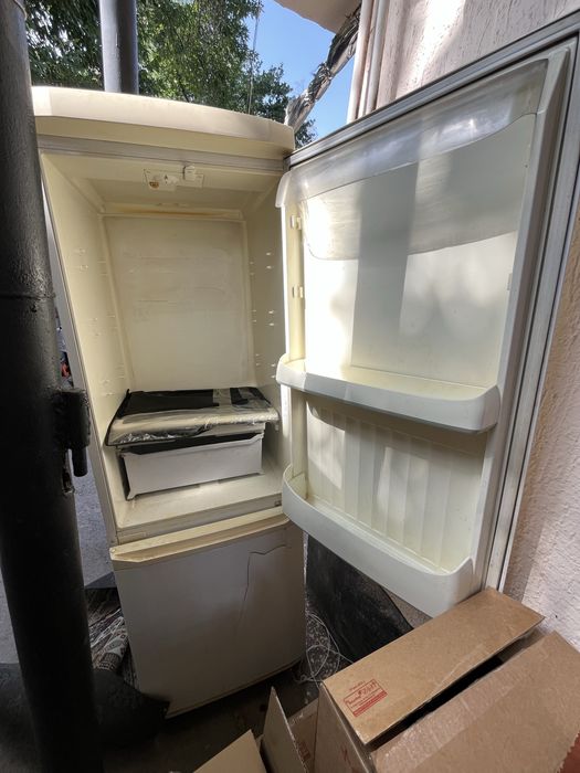 продам холодильник Ardo