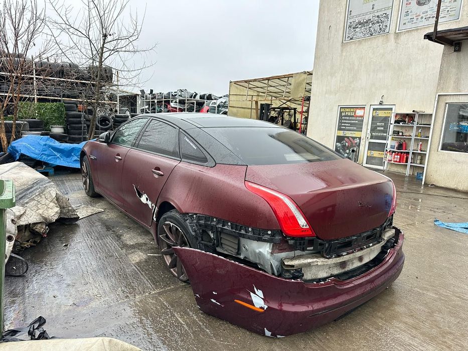 Dezmembrari Jaguar XJ 2014 / 3.0 Diesel