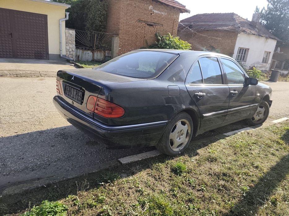 Мерцедес Е250 ТДИ 150к.с. На части