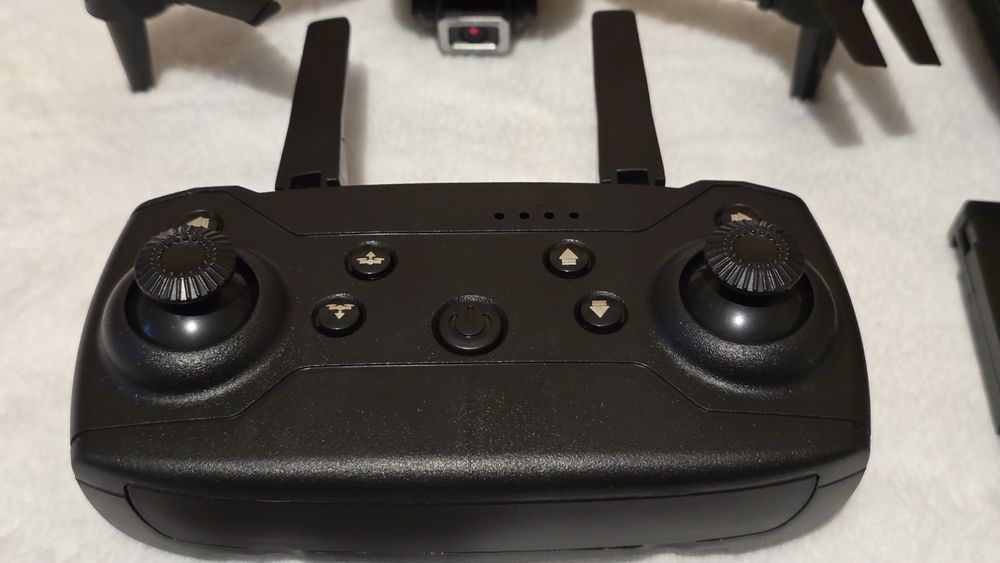 Drona E88 Pro - ca noua