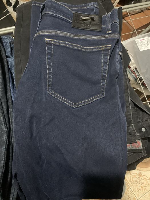 Продам джинсы мужские