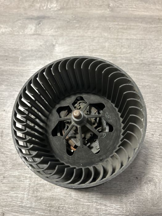 Aeroterma vw golf 6 cod 3C0 907 521 F