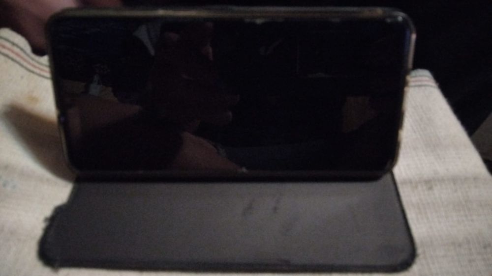 Dau LA schimb cu Un HUAWEI 30 Lite