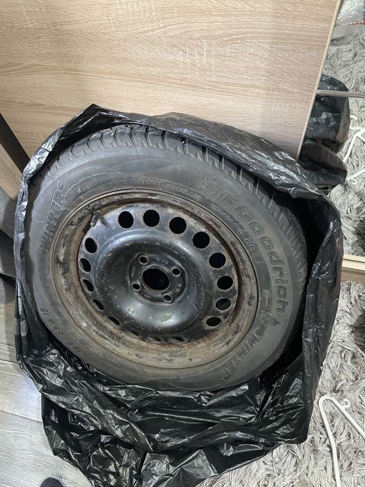 Vand roata de rezerva 4 prezoane
