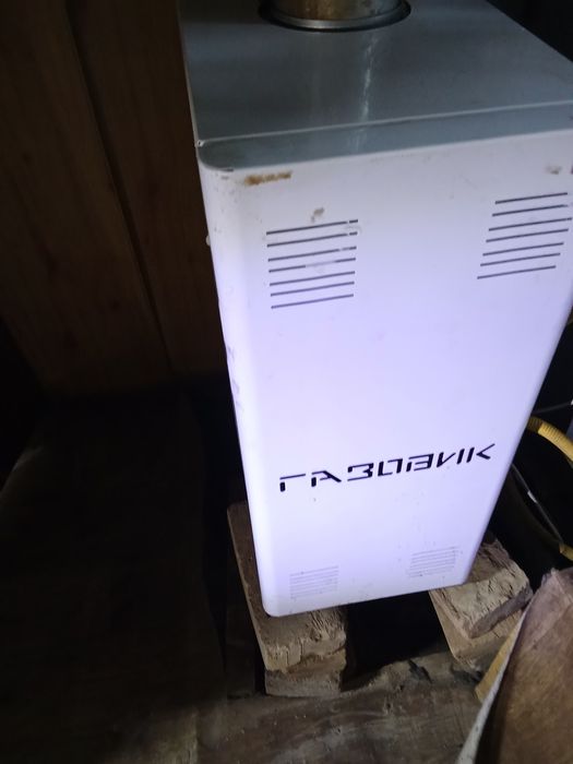 Продам газовый котел