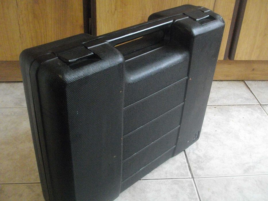 850W Mannesmann 12585 Немски Перфоратор Къртач Отличен с 5 броя шила