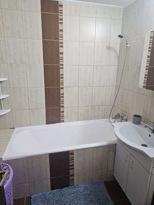 Închiriez apartament — fotografia 3
