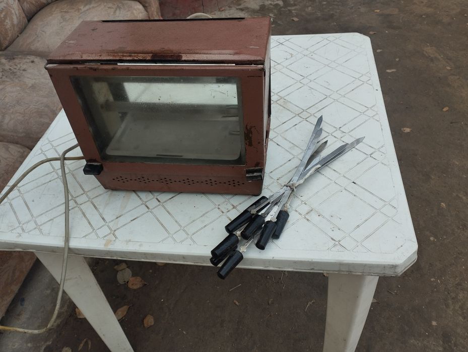 Электрошашлычница