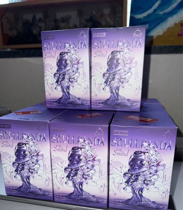 Фигурки поп март