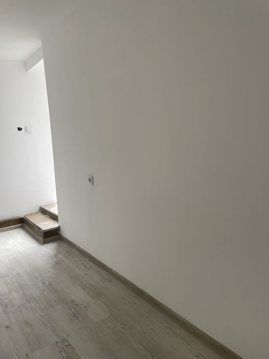 Продава се Офис в Пловдив, Център - 15 кв.м за 1367 €/кв.м - Снимка #2