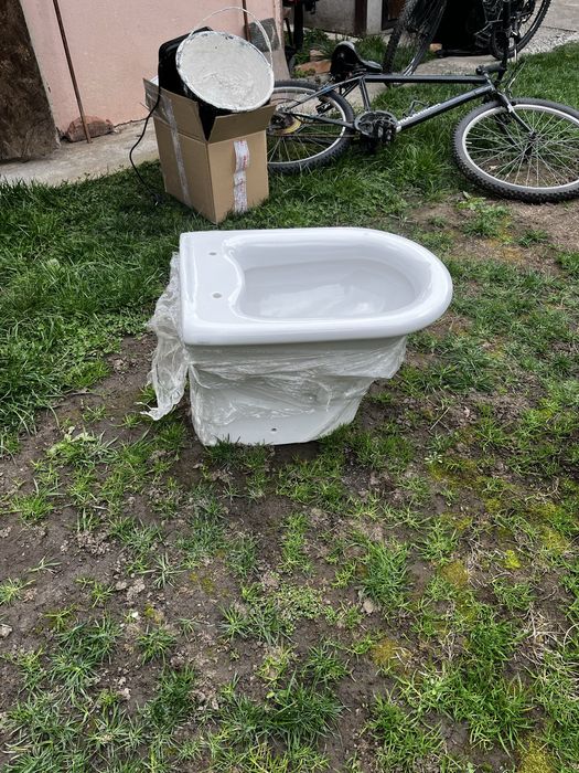 Vand vas wc Falerii nefolosit