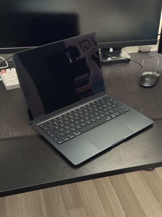 MacBook Air M4 13”  256gb/16gb 100% baterie