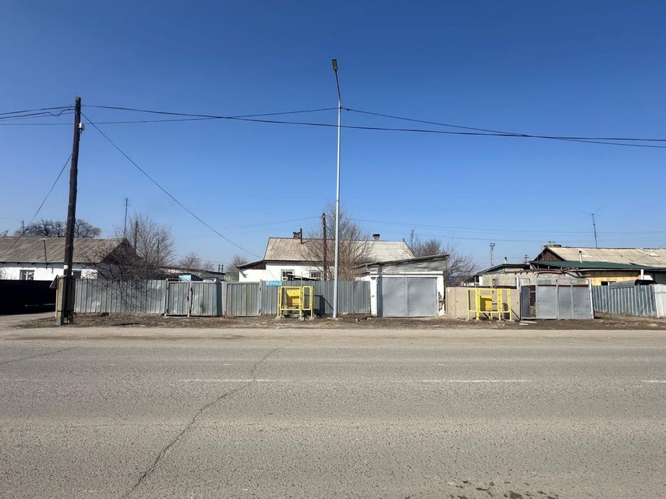 Продам 2 дома вместе
