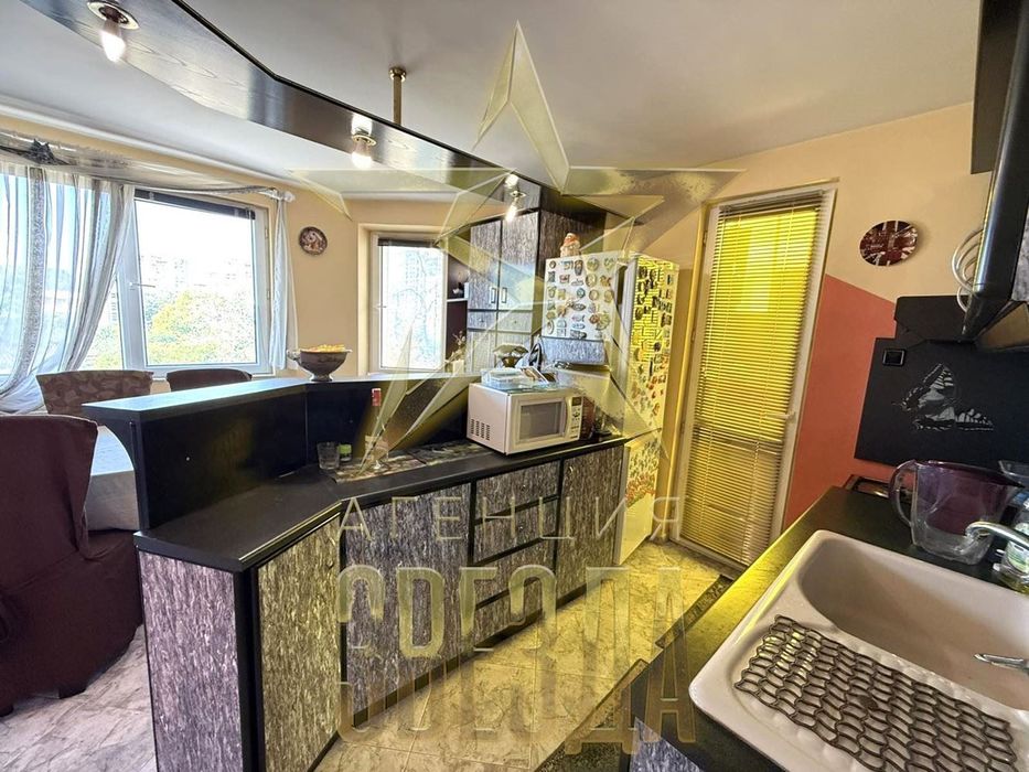 Продава се Тристаен апартамент в Пловдив, Кършияка - 130 кв.м за 785 €/кв.м - Снимка #3