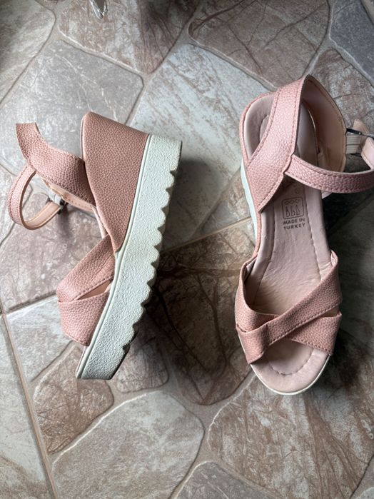 Дамски обувки/сандали на платформа