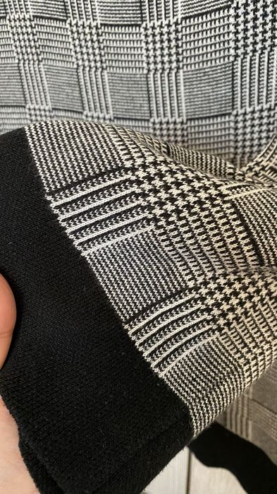 Трикотажная кофта