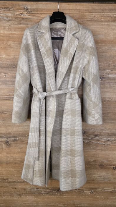 Италианско дамско палто!