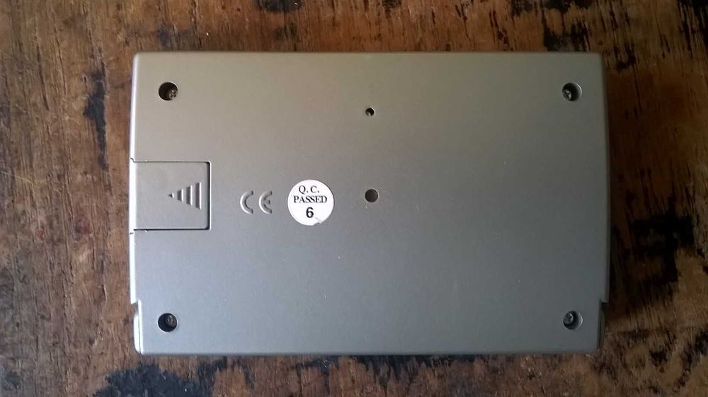 часовник, будилник, календар, показващ времето в цял свят