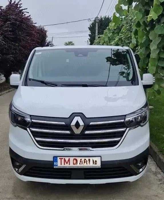 Rent a car microbuz 8+1, Închiriez minibus 8+1, Rent a van Timisoara 8+1, Inchiriez transport persoane 8+1