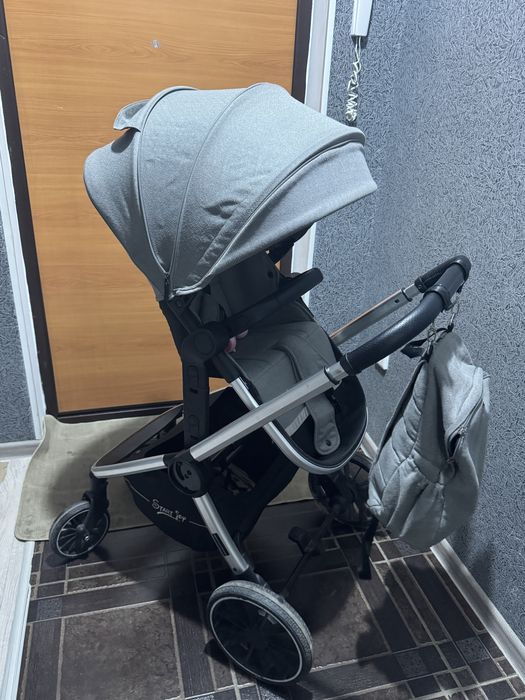 Коляска продам новый