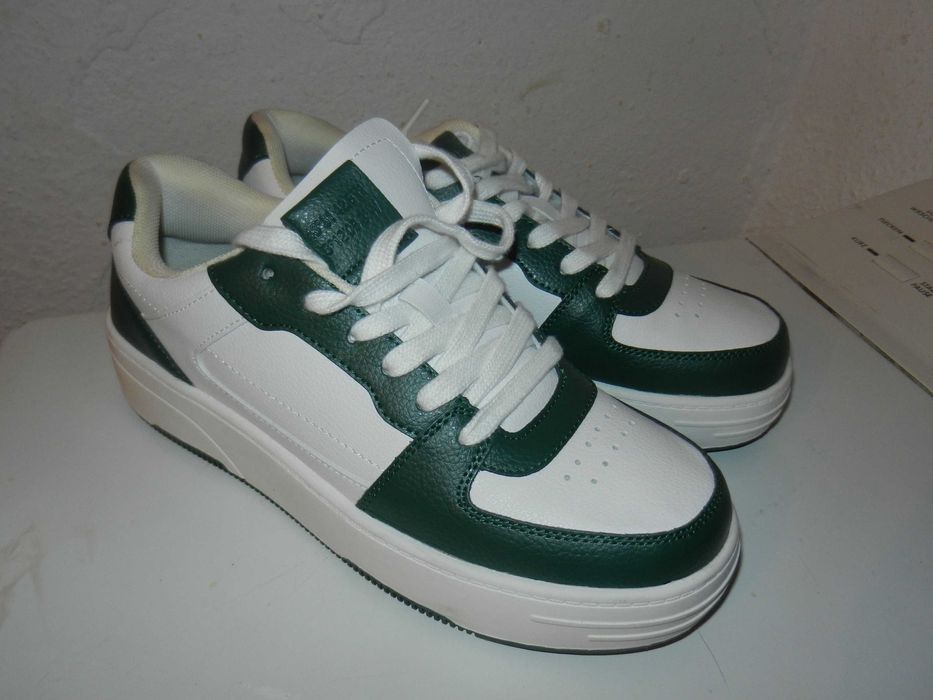 Adidași pull bear 39,41