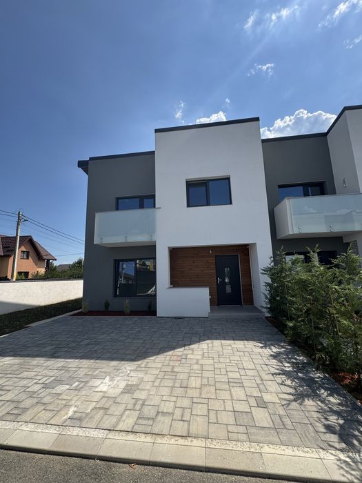 Case de vanzare PERSOANA FIZICA