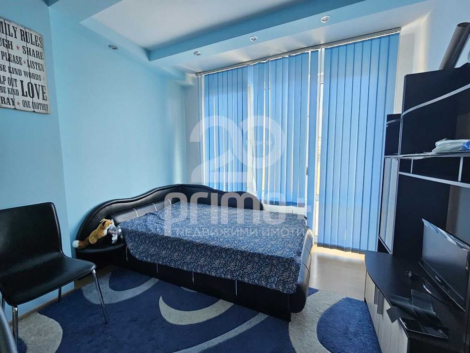 Дава се под наем Тристаен апартамент в Велико Търново, Център - 95 кв.м за 360 € - Снимка #5