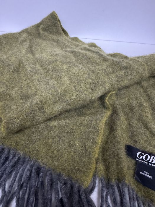 Дамски кашмирен шал GOBI