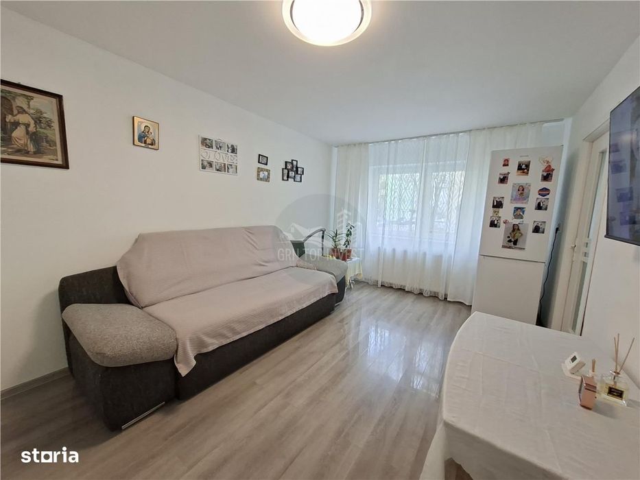 Garsoniera moderna cu pivnita zona Lazaret — fotografia 3
