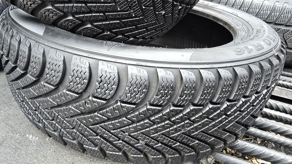 2 anvelope iarnă Pirelli 185/50/16 - 7 mm