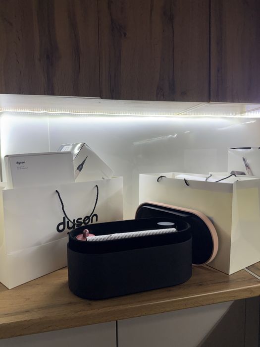 продам новый dyson id