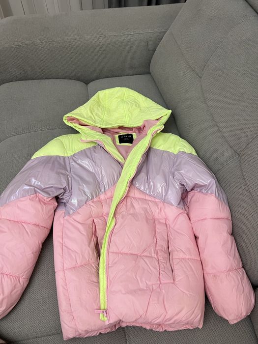 Продам куртку Ostin