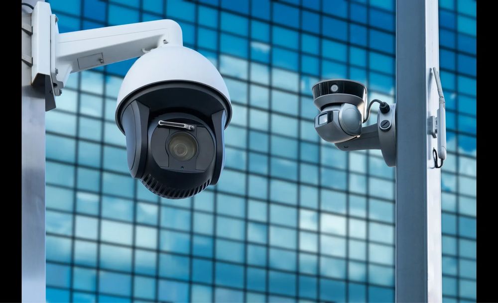 Техник: Мрежови инсталации, контрол на достъп, видеонаблюдение, СОТ