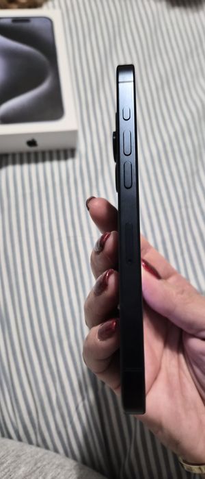 Iphone 15 pro 128 GB Blue Titanium