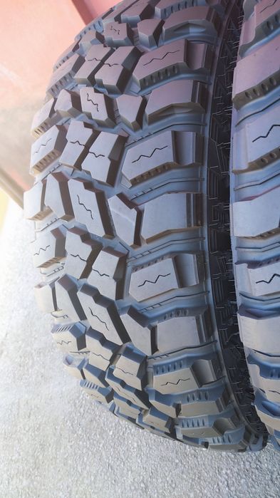 2 броя джипови гуми  285/75/16 Cooper Discover  STT Pro, POR
dot1022
15.2mm
Добро състояние на гумите 
внос Австрия 
цена : 199 евро за 2бр 

Предлага