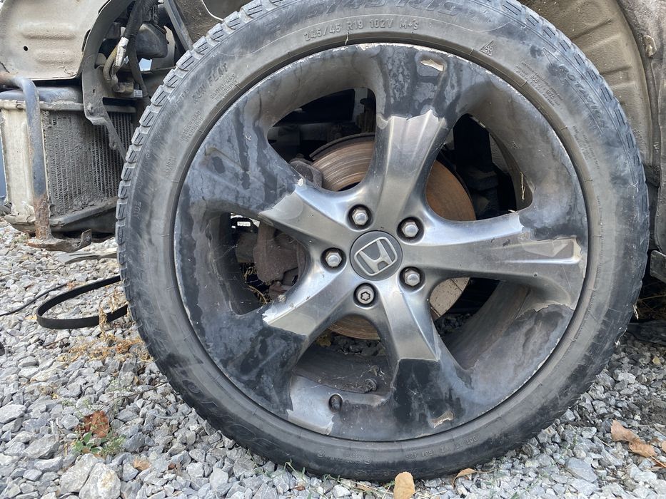 Гуми с джанти Honda CR-V