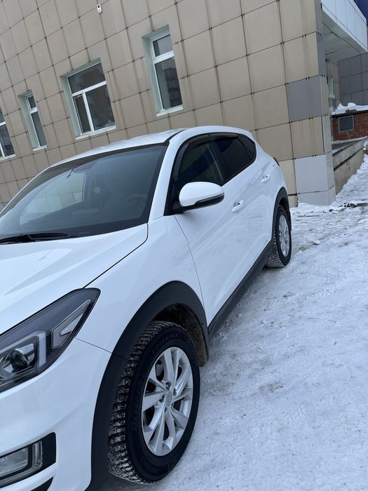 Продам кроссовер Туссан