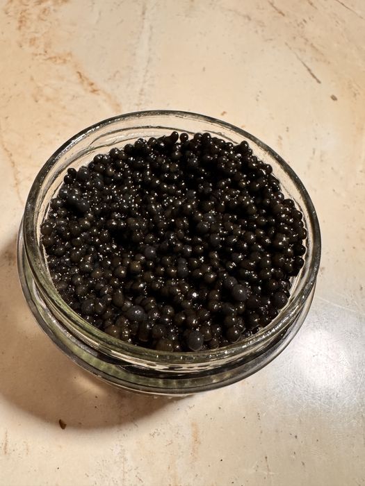 Icre negre calitate superioara pret mic ( caviar)