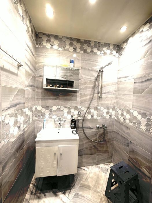 Продава се Тристаен апартамент в София, Толстой - 68 кв.м за 1388 €/кв.м - Снимка #3