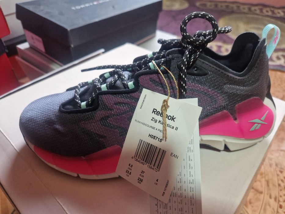 Adidasi Noi Originali