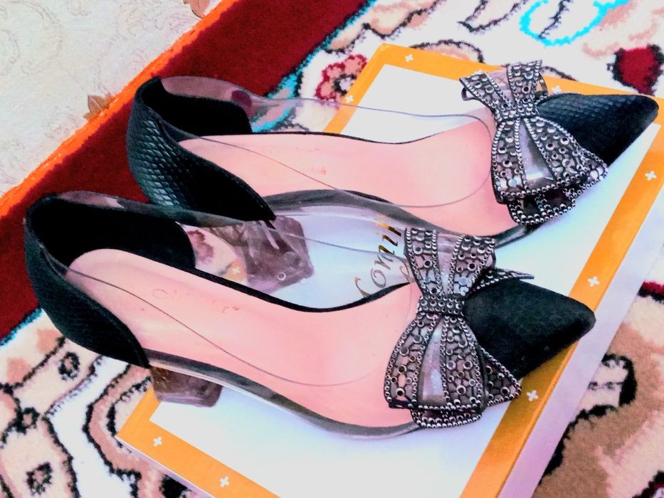 Zo‘lushka, bantikchali  tufli