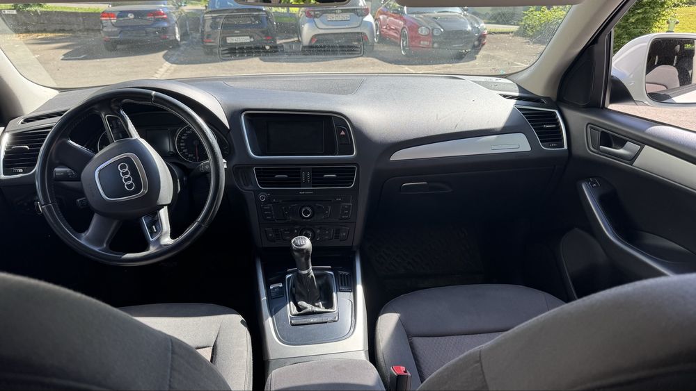 Audi Q5 quattro 2012