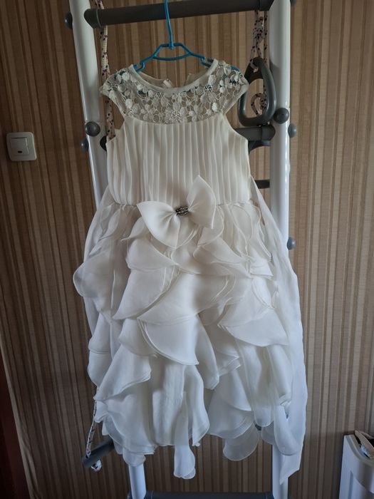 Продам красивые платья