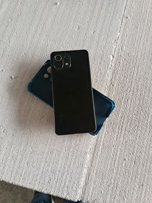 Срочно продается xiaomi 11 lite 5G