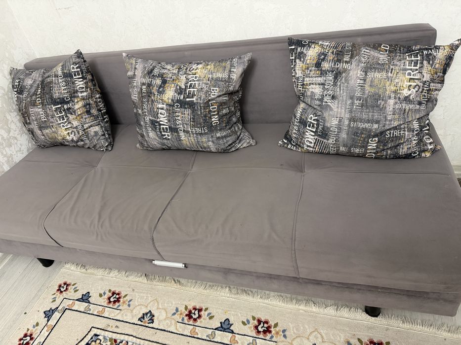 Тахта тиван  продам